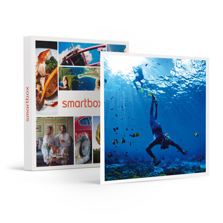 SMARTBOX - Coffret Cadeau Randonnée palmée snorkeling en famille avec verre de l'amitié au départ d'Ajaccio -  Sport & Aventure