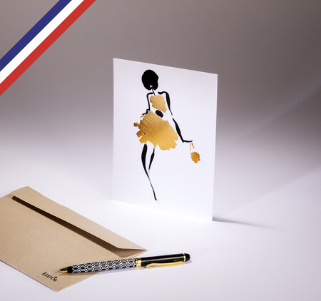 Carte simple magnifique créée et imprimée en france - femme en robe dorée